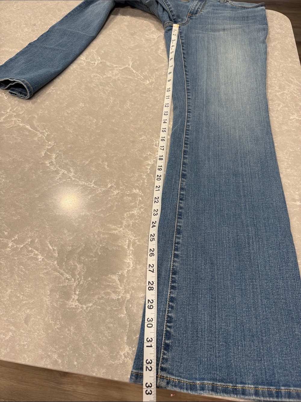 KUT From The Kloth Natalie Bootcut Jeans Size 8 Substantial Wash NWT - Picture 11 of 11